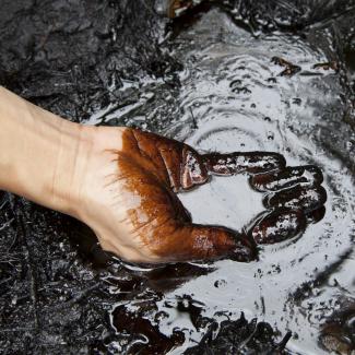 oil, brent, crude, wti, OPEC, hand, spill